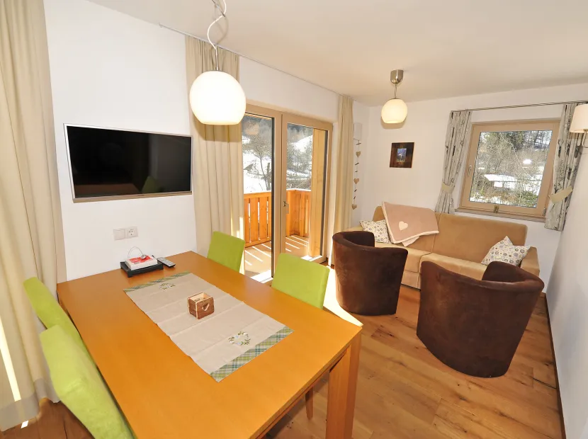 Apartments Cesa Leni