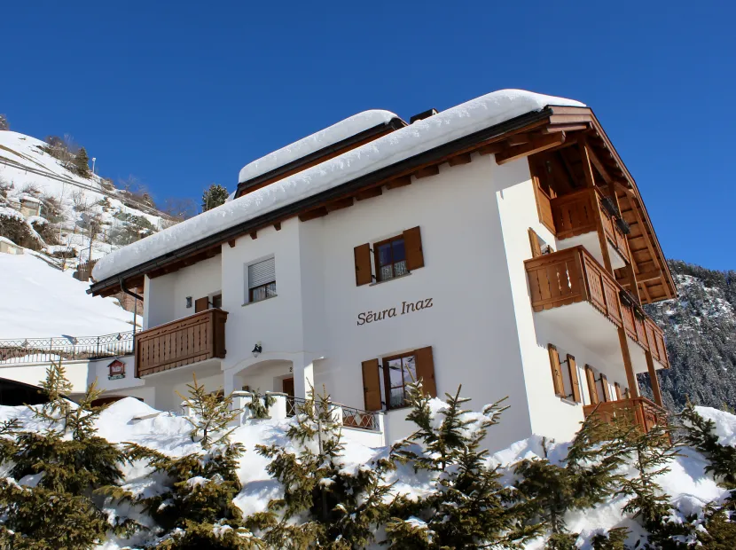 Apartments Sëura Inaz
