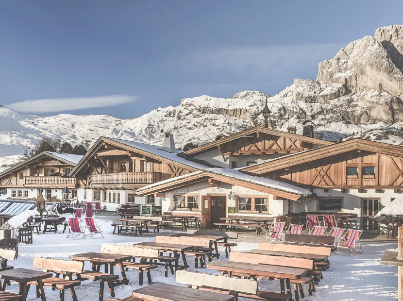 Almhotel Col Raiser