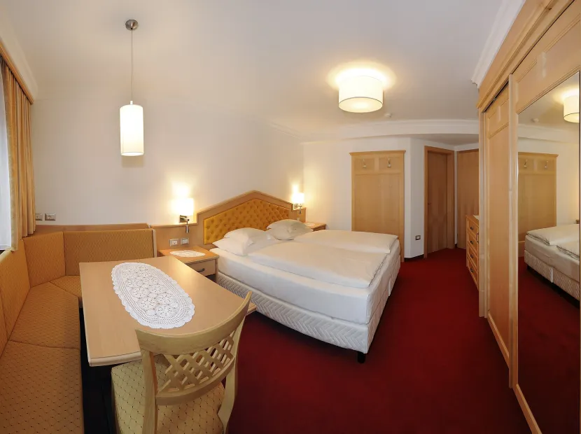 Hotel Ingram