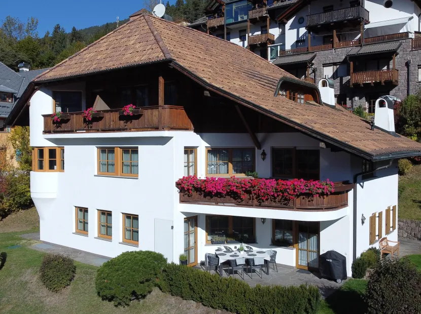 Apartments Alma