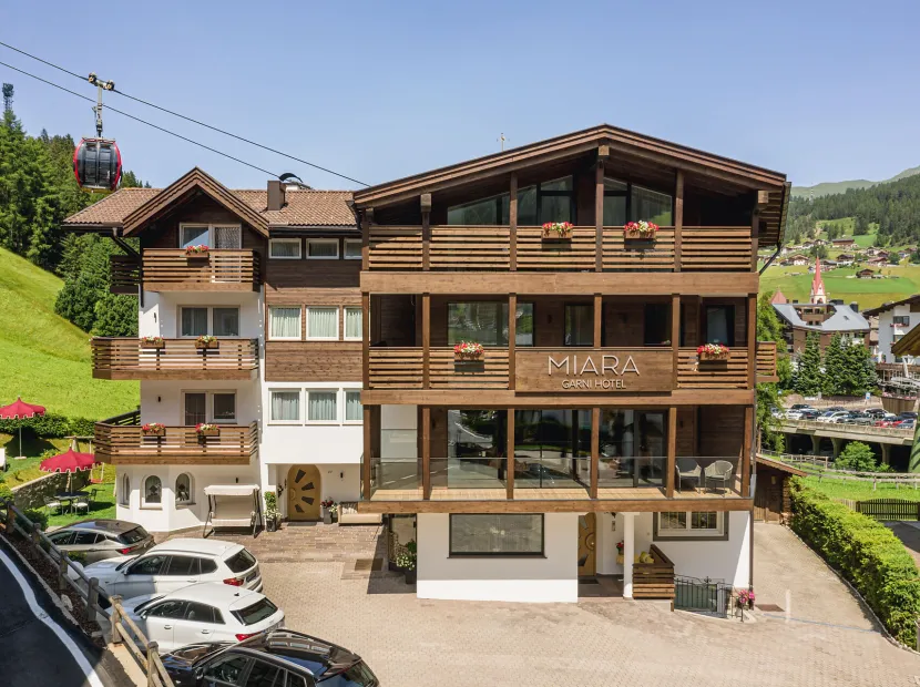 Garni-Hotel Miara – Your Dolomites Home