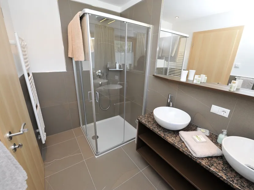 Apartments Cesa Leni