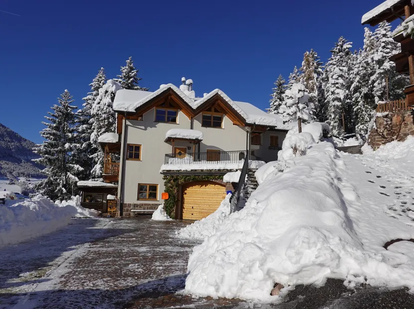 Apartments Villa Valtoi
