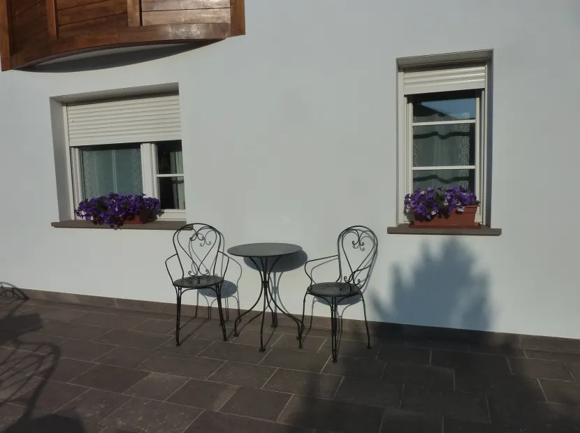 Apartments Valpinoi