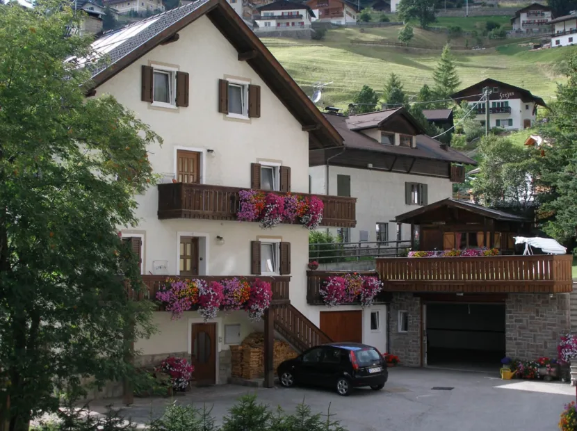 Apartments Villa Erika