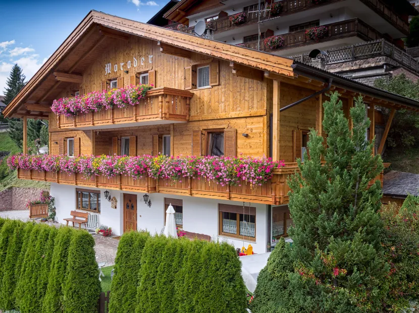 Apartments Chalet Moroder