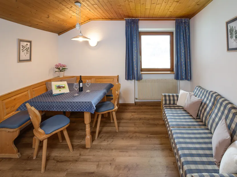 Apartments Tlusel