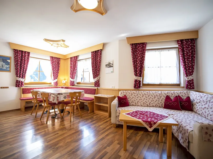 Apartments Miara