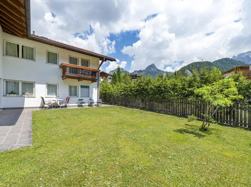 Apartments Chalet Villa Muse