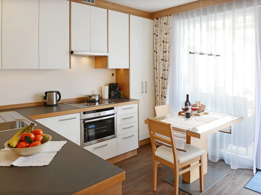 Apartments Mujnei