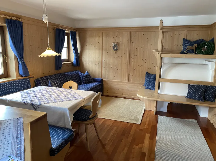 Apartments Mauriz