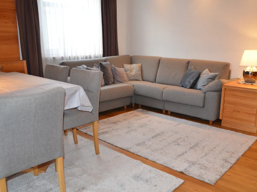 Apartments Riffeser Alma