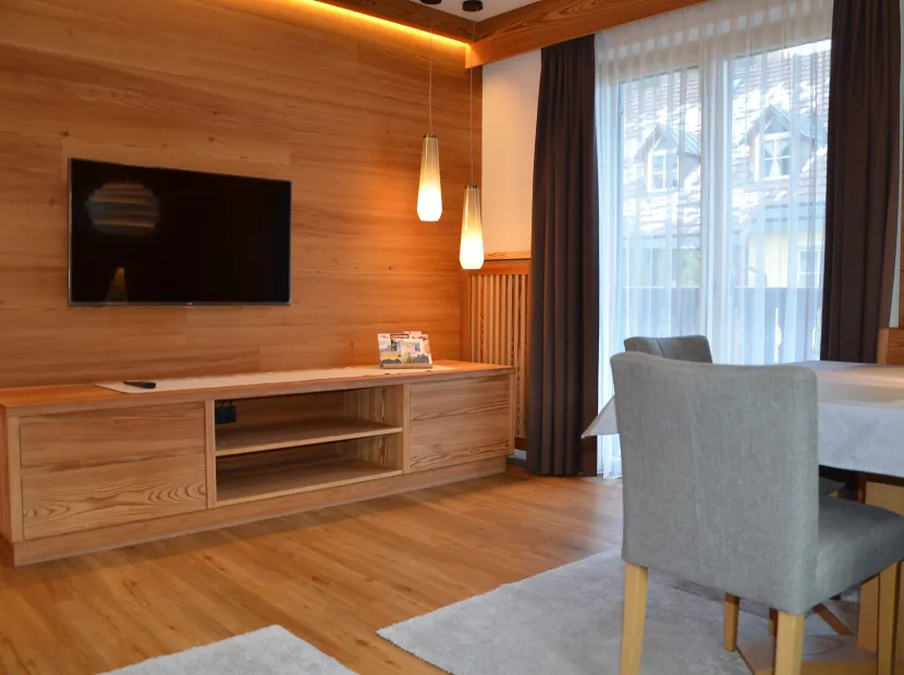 Apartments Riffeser Alma