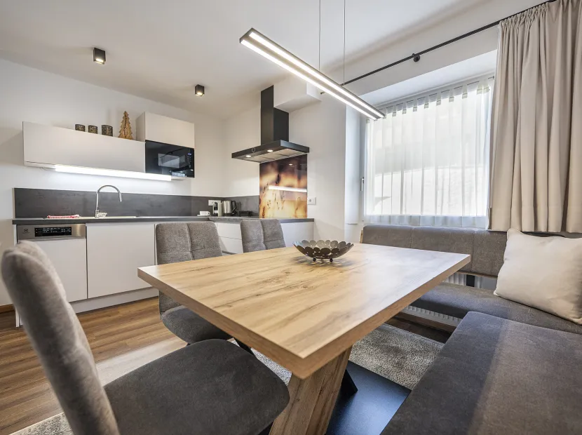 Apartments Pivan