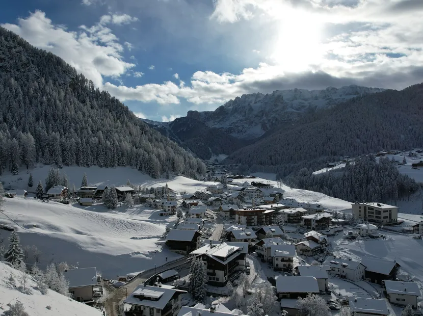 Apartments Sëura Inaz di Angelo Senoner