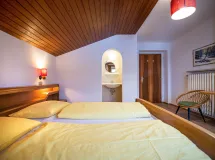 Three-Bedroom Apartment with balcony - Apartments Senoner Karl
