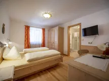 Two-Bedroom Apartment - Apartments Cësa Carolina
