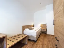 Ferienwohnung mit 2 Schlafzimmern und Panoramaterrasse - Apartments Luech da Perteut Panorama & Wellness - Bauernhof