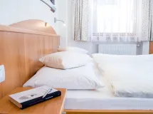 Camera doppia con doccia/WC e balcone - Garni - B&B Ariston