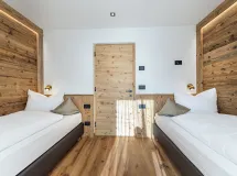 Ferienwohnung mit 2 Schlafzimmer und Terrasse - Apartments Chalet Berna