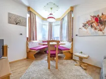 One-Bedroom Apartment with balcony - Apartments Culac