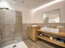 Three-bedroom apartment with terrace - Apartments Daurú Ivonne