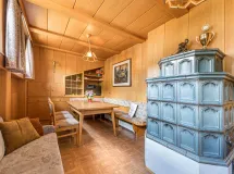 Wide Four-Bedroom Apartment with balcony - Apartments Martina
