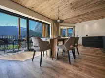 Meisules - Ferienwohnung mit 2 Schlafzimmer, Privat-Sauna und Panoramaterrasse - Apartments Dosplain