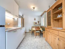 Wide Four-Bedroom Apartment with balcony - Apartments Martina