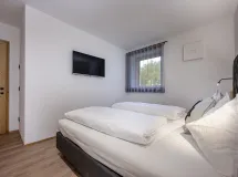 Ferienwohnung mit 2 Schlafzimmern und Garten - Apartments Raffl