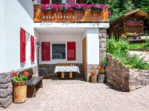 Sella - Ferienwohnung mit 2 Schlafzimmern und 2 Bädern im Erdgeschoss - Apartments Vintlana