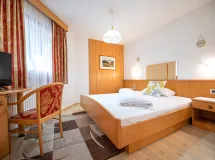 Two-Bedroom Apartment with balcony - Apartments Culac