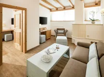 MAJESTIC SUITE - Garni-Hotel Giardin Boutique B & B