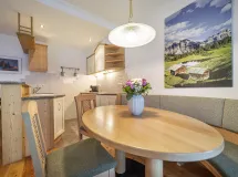 Ferienwohnung mit 2 Schlafzimmer, 2 Bäder und Terrasse mit Langkofelblick - Apartments Marienstern