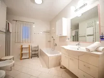 Two-Bedroom Apartment - Apartments Cësa Carolina
