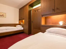 Ferienwohnung mit 2 Schlafzimmer und Garten - Apartments Meisules