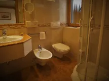 Comfort Einbettzimmer mit Nordbalkon - Garni-Hotel Concordia – Dolomites Home