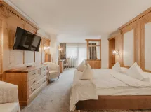 Classic + - Hotel Portillo Dolomites 1966'