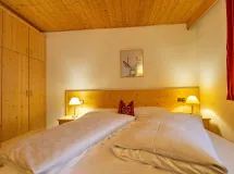 Appartamento con 3 camere letto e balcone - Apartments Chalet Alpina