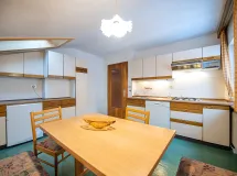 Three-Bedroom Apartment with balcony - Apartments Senoner Karl