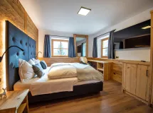 Private chalet on 2 floors with garden and terrace - Apartments Chalet Aghel