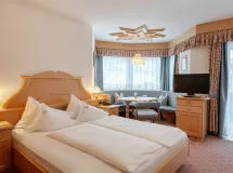 Panorama Bay Window Room - Hotel Piccolo