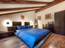 Ferienwohnung mit 2 Schlafzimmern und Panoramablick - Attic Apartment
