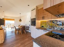 Ferienwohnung mit 2 Schlafzimmern und Panoramaterrasse - Apartments Luech da Perteut Panorama & Wellness - Bauernhof