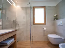 Vier-Raum-Wohnung mit Garten - Apartments Cësa Ploner