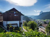 Geräumige Ferienwohnung mit 3 Schlafzimmern, Balkon und Terrasse - Apartments Murata