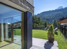 Ferienwohnung mit 2 Schlafzimmern und Garten - Apartments Villa Valeria