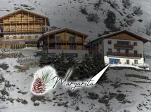 Ferienwohnung mit 2 Schlafzimmern und Panoramaterrasse - Apartments Luech da Perteut Panorama & Wellness - Bauernhof
