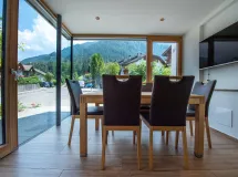 Ferienwohnung mit 2 Schlafzimmer und Wintergarten - Apartments Cësa Ploner